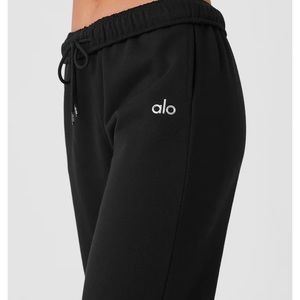 Alo Yoga Accolade Sweatpants